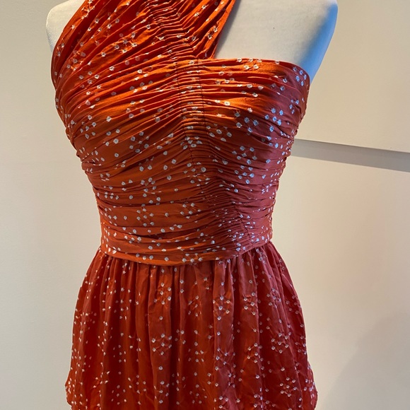 Orange asymmetrical top - Picture 4 of 5